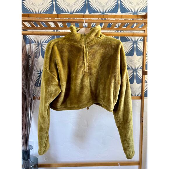 Double Zero Green Cropped Velour Half Zip Pullover - Picture 3 of 8